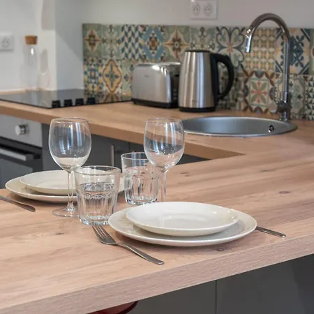 Apartment Duplex Calme, Proche Commodites