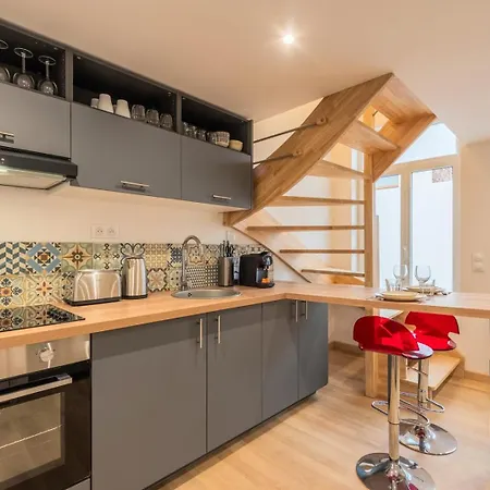 Apartment Duplex Calme, Proche Commodites